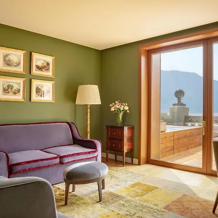 Grand Hotel 5*